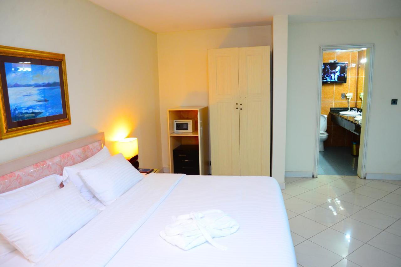 Golden Royale Hotel إينوجو المظهر الخارجي الصورة