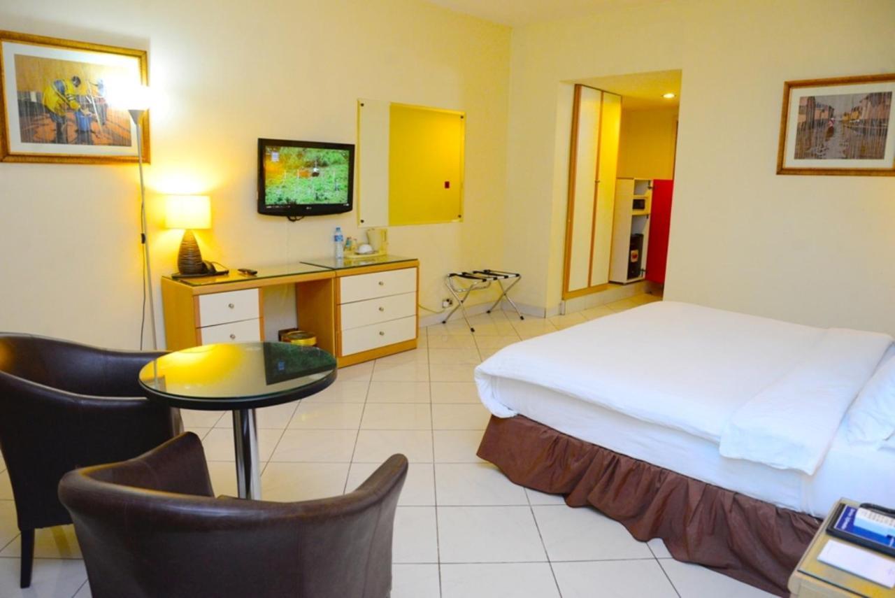 Golden Royale Hotel إينوجو المظهر الخارجي الصورة