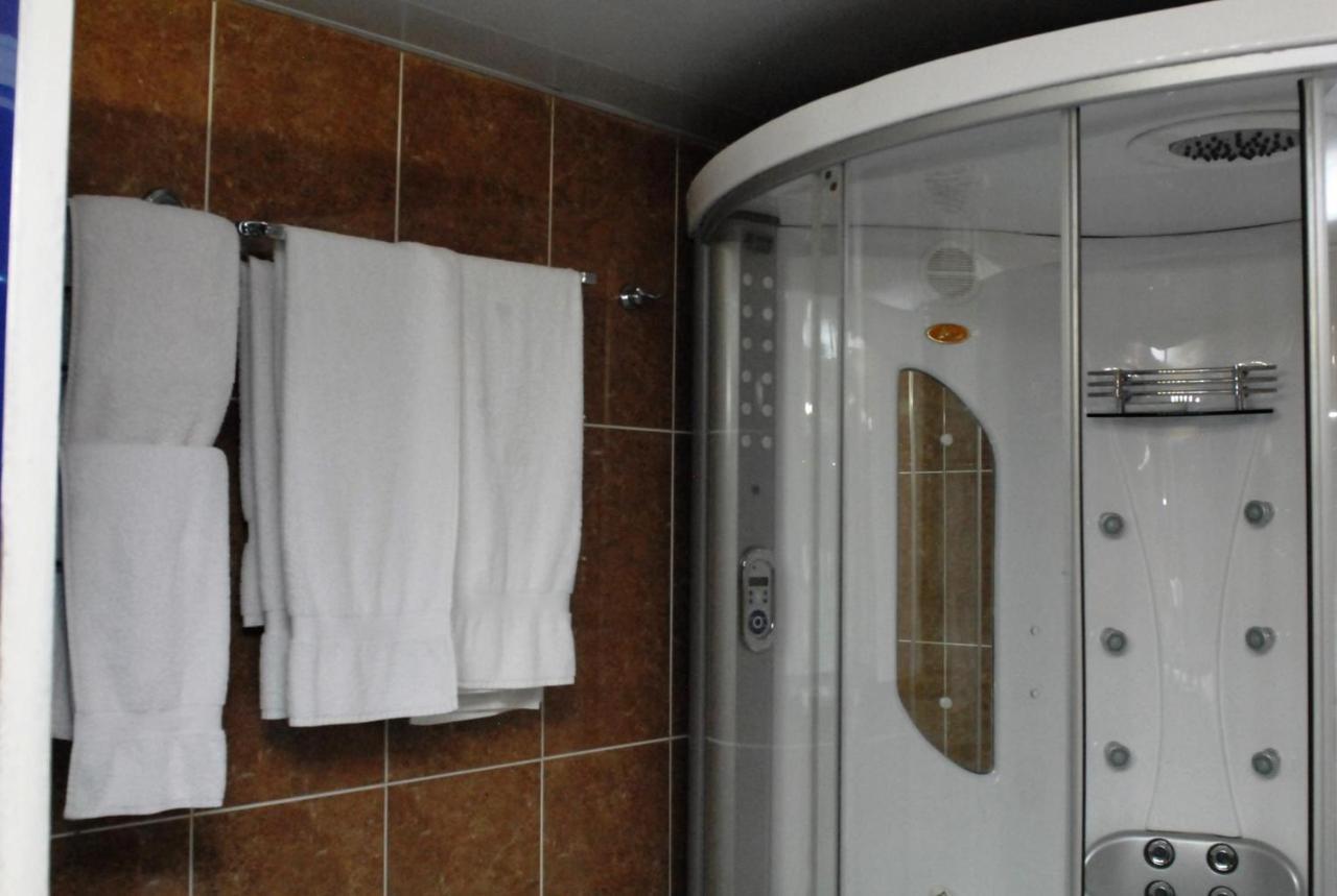 Golden Royale Hotel إينوجو المظهر الخارجي الصورة